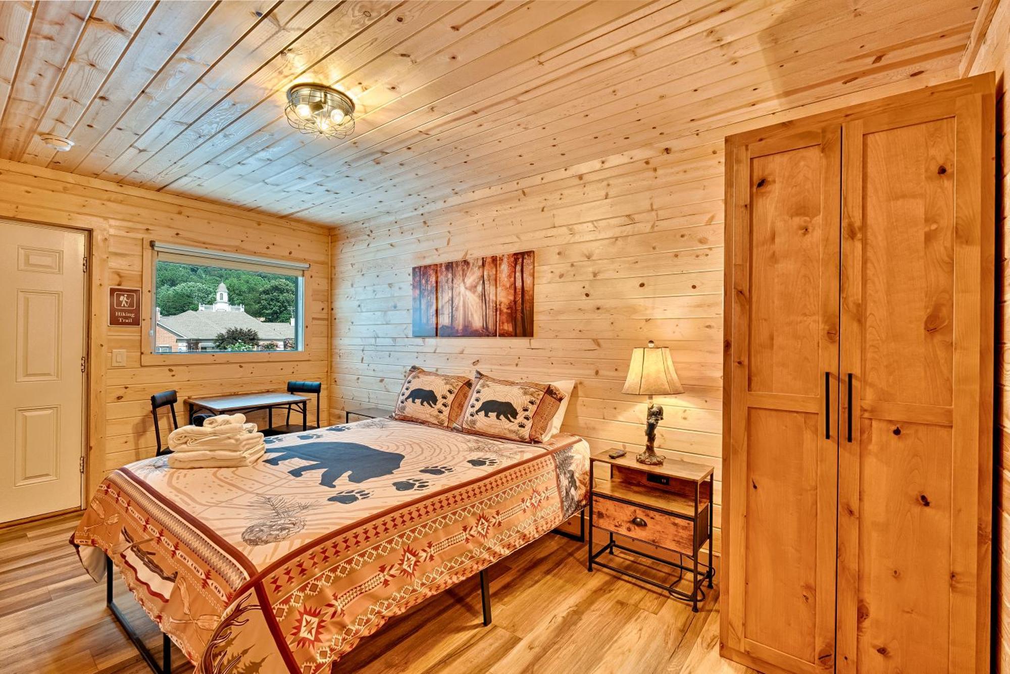 Retreat On The Lake Hiawassee Exteriör bild
